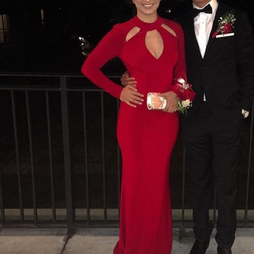 Red prom dress